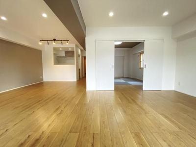 3LDK Apartment for Sale in Sapporo Nishi Ward 102.51 sqm — Interior, Nishi, Hokkaido