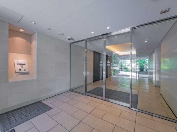 Proud Toyocho Gardens 3LDK+S Apartment with Roof Terrace, Koto Tokyo - Thumbnail 4