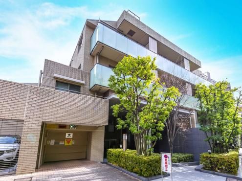 3LDK Apartment for Sale in Nishi-Gotanda, Shinagawa-ku, Tokyo - Thumbnail 3