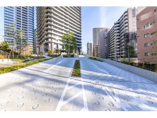 3LDK Apartment for Sale in Nishi-Gotanda, Shinagawa-ku, Tokyo - Thumbnail 4