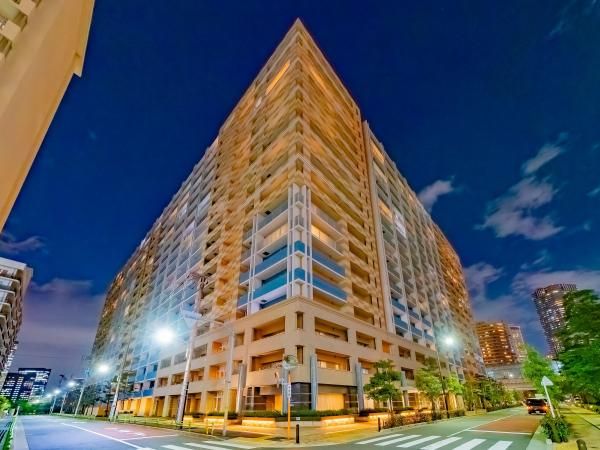 2LDK Apartment for Sale in Kachidoki, Chuo-ku, Tokyo - 60.38m2 - Thumbnail 2