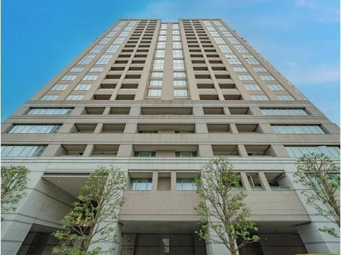 3LDK Brillia Takanawa Refill Apartment in Minato-ku, Tokyo - Thumbnail 4