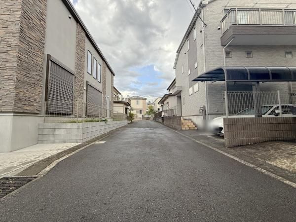 Modern 3LDK House for Sale in Aoba Ward, Yokohama - Thumbnail 3