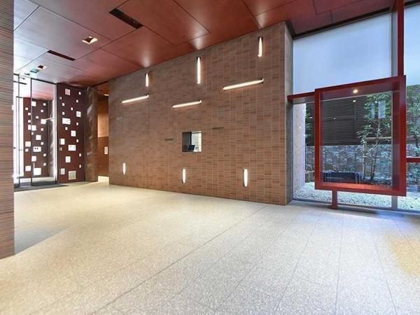 2LDK Apartment for Sale in Akasaka, Minato-ku, Tokyo - Thumbnail 4