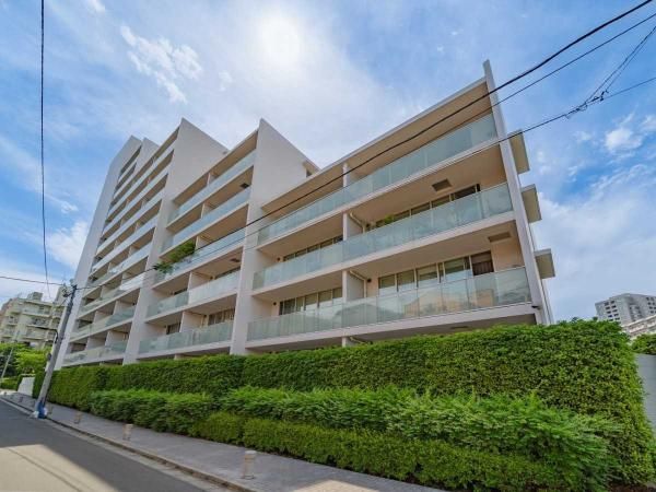 3LDK Apartment for Sale in Takada, Toshima-ku, Tokyo - Thumbnail 3