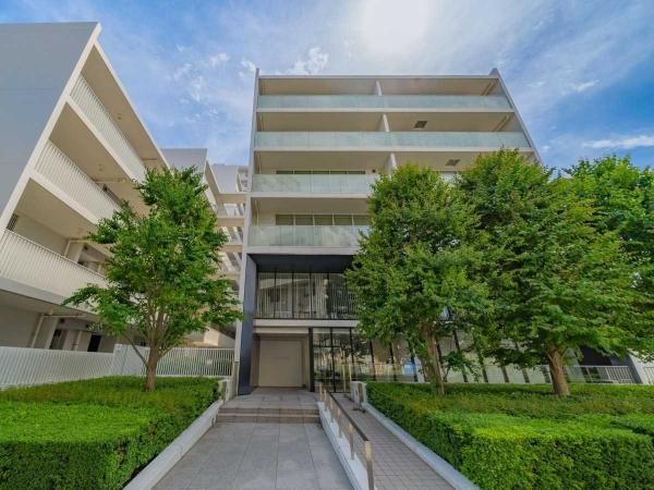 3LDK Apartment for Sale in Takada, Toshima-ku, Tokyo - Thumbnail 4
