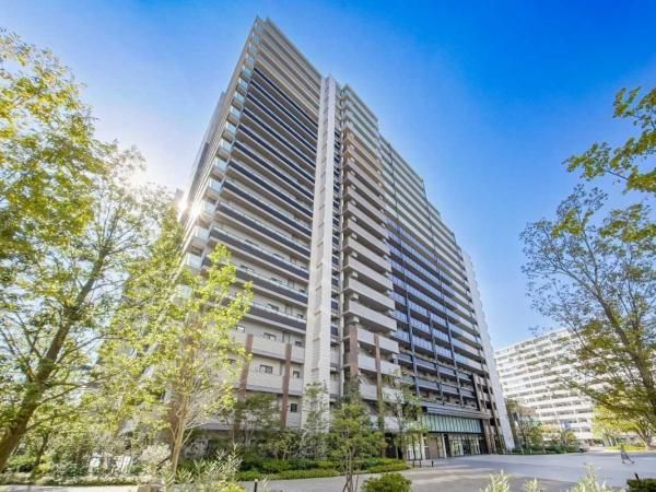 2LDK+S Apartment for Sale in Kohoku-ku, Yokohama - Thumbnail 2