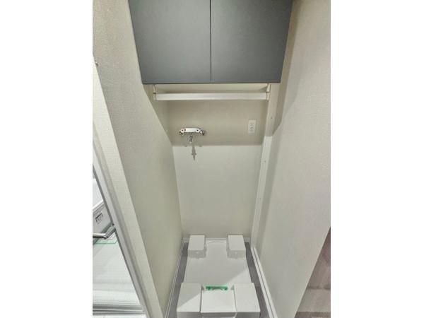 Baycrest Tower 2LDK Apartment for Sale in Minato, Tokyo - Thumbnail 3