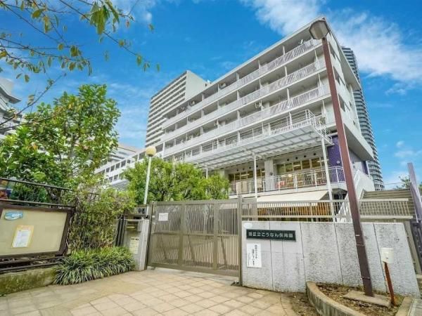 Cosmo Polis Shinagawa 2LDK Apartment for Sale in Minato-ku, Tokyo - Thumbnail 3