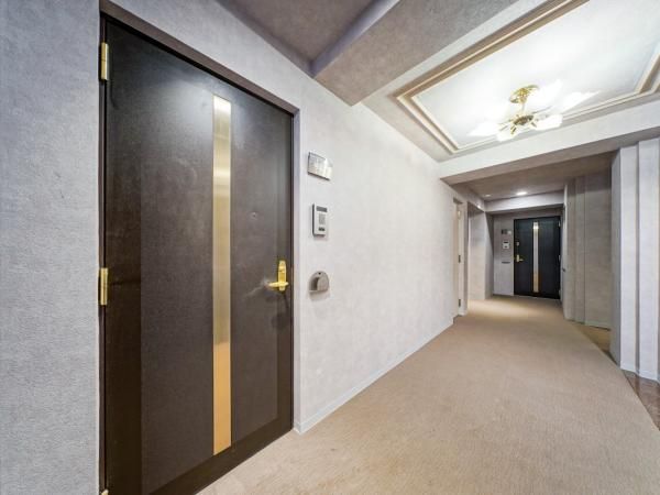 Renovated 2LDK Apartment in Shibuya, Tokyo - Thumbnail 3