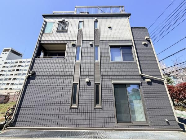 6LDK+S+1DK House in Oi, Shinagawa, Tokyo - 163m2 - 2008 Build - Thumbnail 2