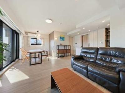2LDK Apartment for Sale in Nishi Ward, Yokohama — Interior, Nishi, Kanagawa