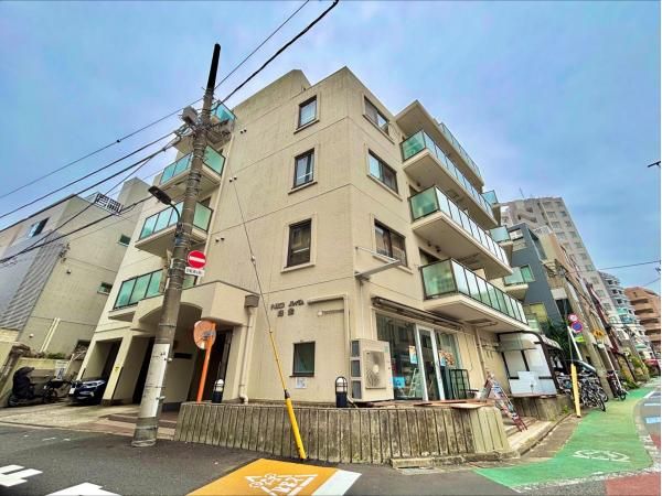 1LDK Apartment for Sale in Minato, Tokyo - 44.88m2 - Thumbnail 4