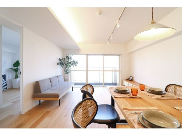 3LDK Top-Floor Apartment in Ichikawa, Chiba - 71.86m2 - Thumbnail 3