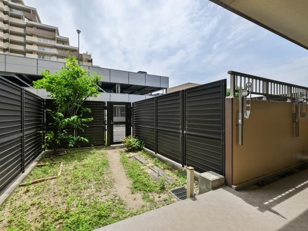 3LDK Apartment with Private Garden in Nishinomiya - Thumbnail 4