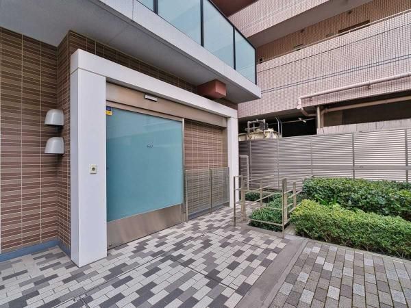 Clavia Tower Meguro Fudomae 2LDK Apartment in Shinagawa, Tokyo - Thumbnail 4