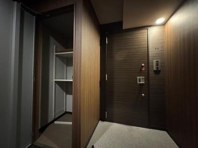2LDK Apartment for Sale in Teine-ku, Sapporo - 53.07 sqm — Front_door, Higashi, Hokkaido