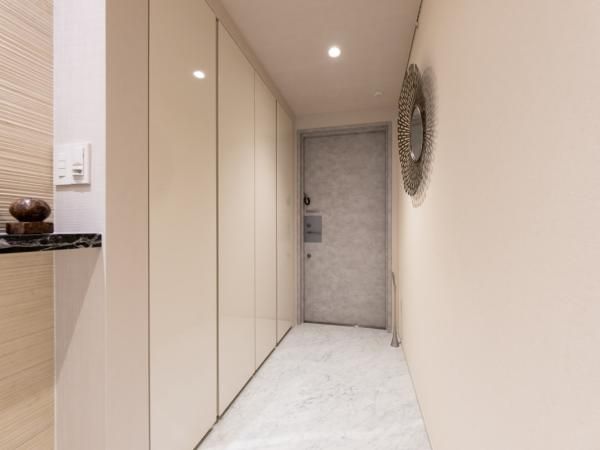 Renovated 1LDK Apartment Near Hiroo Station in Minato - Thumbnail 3