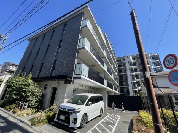 4LDK Apartment for Sale in Tachikawa, Tokyo - 81.47m2 - Thumbnail 2