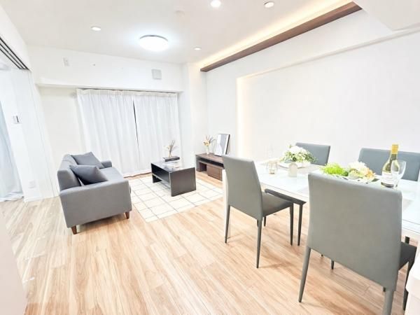 Renovated 2LDK Apartment in Ichikawa, Chiba Near Stations - Thumbnail 3