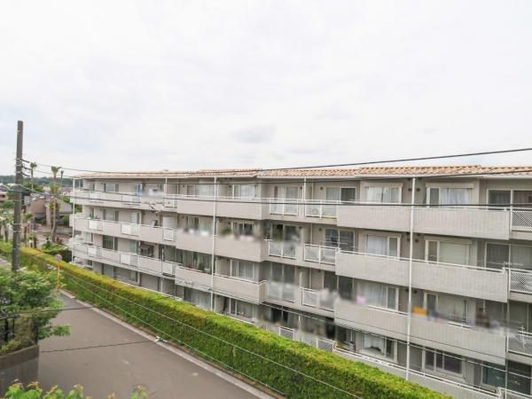 4LDK Pre-owned House in Isogo, Yokohama, Kanagawa - Thumbnail 4