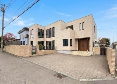 Sekisui House 3LDK in Sapporo's Yamanote Area - 225sqm — House, Nishi, Hokkaido