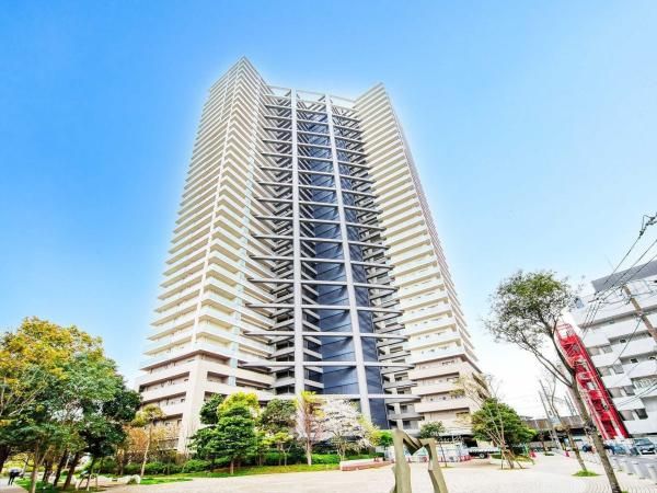 3LDK Apartment for Sale in Inage, Chiba City - Thumbnail 2