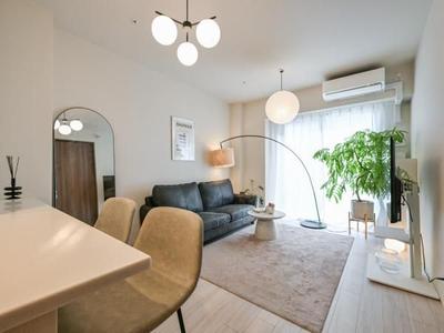 2LDK Apartment for Sale in Utsubo Honmachi, Osaka — Interior, Nishi, Osaka