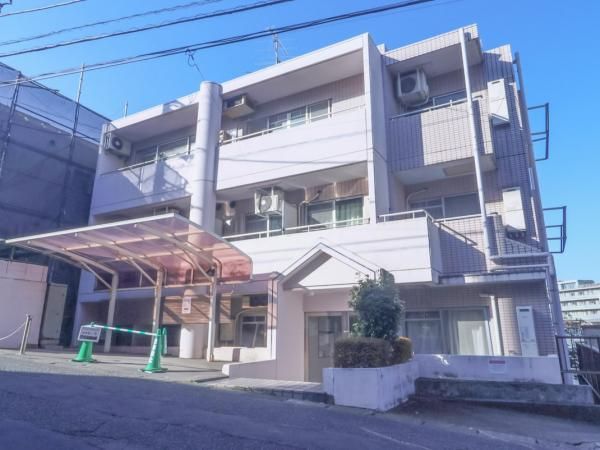 2DK Apartment for Sale in Inukura, Kawasaki with Roof Balcony - Thumbnail 2