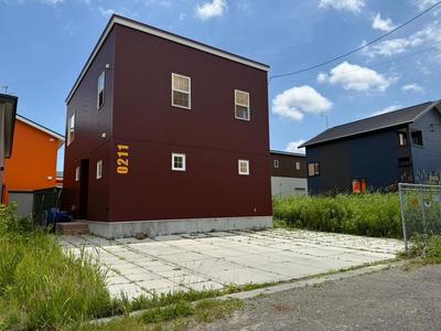 3LDK Detached House for Sale in Higashi Ward, Sapporo — House, Higashi, Hokkaido