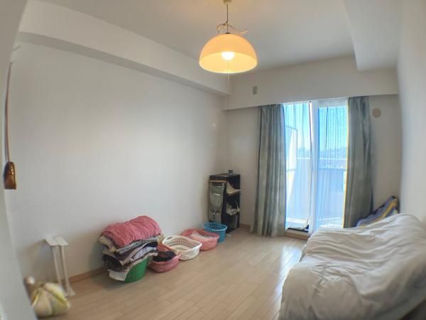 2LDK Apartment for Sale in Tsurumi-ku, Yokohama, 59.79m2 - Thumbnail 3