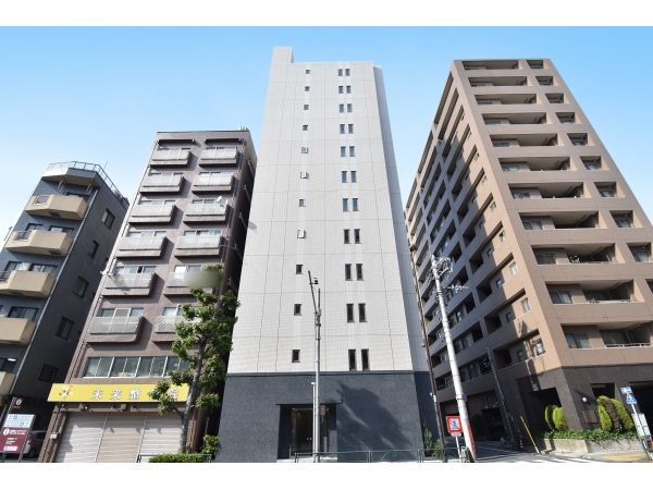 Concieria Tokyo Kuramae Station Front Apartment in Taito - Thumbnail 3