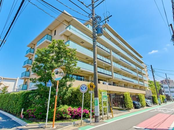 3LDK Apartment for Sale in Saiwai-ku, Kawasaki, Kanagawa - Thumbnail 2