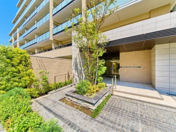 3LDK Apartment for Sale in Saiwai-ku, Kawasaki, Kanagawa - Thumbnail 3