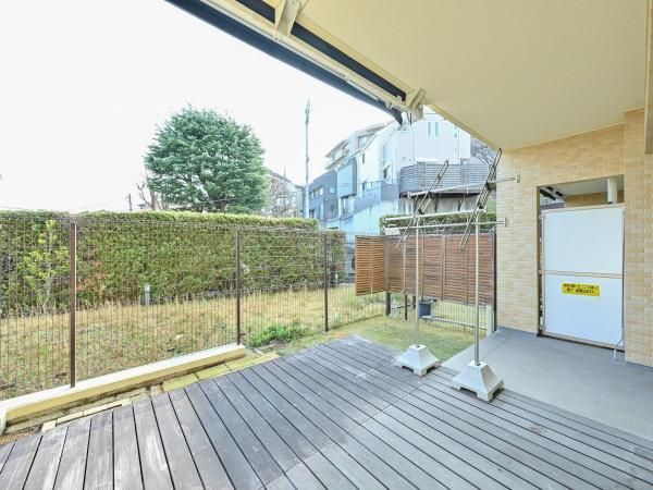 3LDK Apartment for Sale in Konan Ward, Yokohama with Private Garden - Thumbnail 4