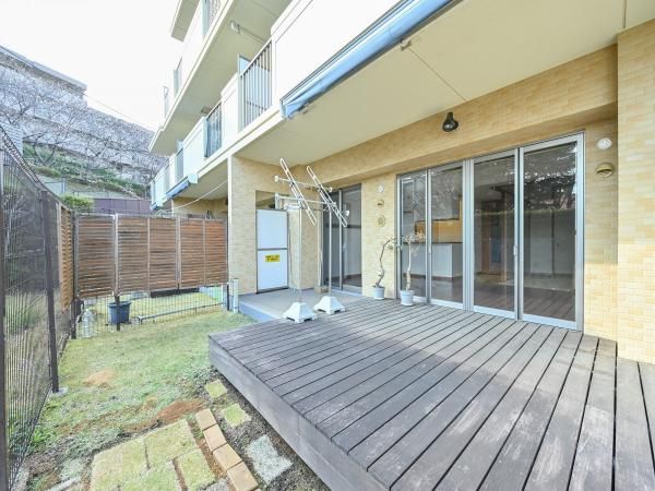 3LDK Apartment for Sale in Konan Ward, Yokohama with Private Garden - Thumbnail 3