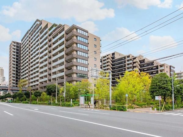 3LDK Apartment for Sale in Higashi-Shinagawa, Shinagawa, Tokyo - Thumbnail 4