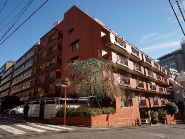 1LDK Apartment for Sale in Ichibancho, Chiyoda, Tokyo - Thumbnail 4