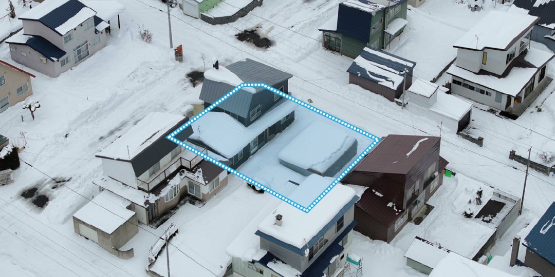 Kimobetsu Hillside House for Sale in Hokkaido - 5 Bedrooms - Thumbnail 2