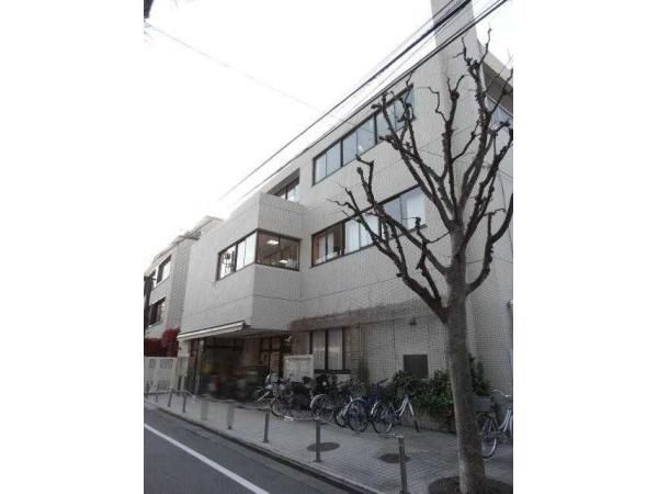 Renovated 3LDK Apartment in Shinjuku, Tokyo - Thumbnail 3
