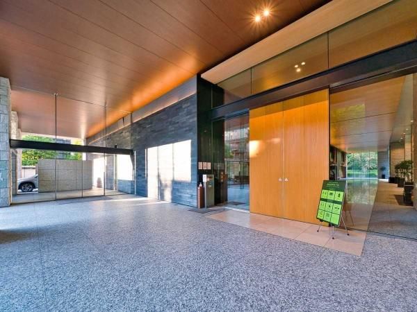 Akasaka Tower Residence Top of the Hill 2LDK Apartment for Sale - Thumbnail 4