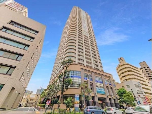 2LDK Apartment in Toshima, Tokyo - 65.74m² Renovated - Thumbnail 2