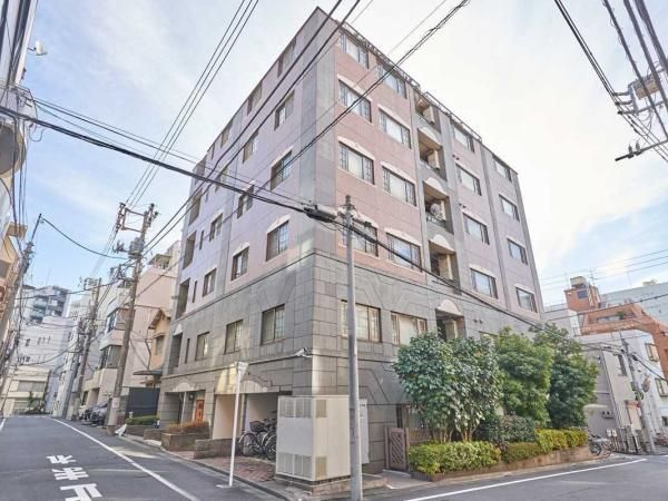 Renovated 2LDK Apartment in Bunkyo-ku, Tokyo for Sale - Thumbnail 2