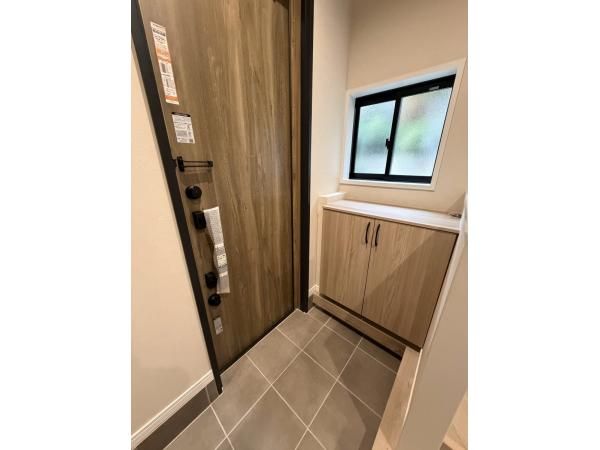 Renovated 4LDK House in Fujisawa with Garden and Parking - Thumbnail 4