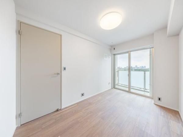 2LDK Apartment for Sale in Shibuya, Tokyo – 55.97m² - Thumbnail 4