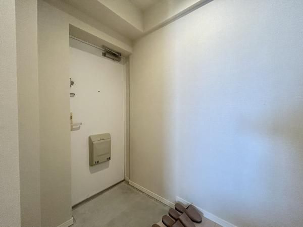 Renovated 1LDK Apartment in Taito, Kuramae, Tokyo - Thumbnail 2