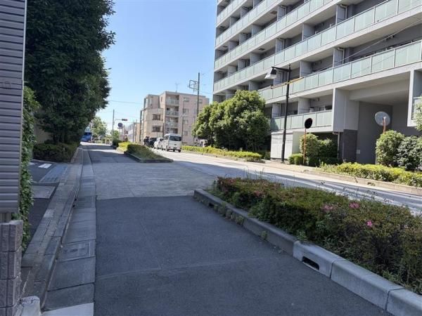 1LDK Apartment for Sale in Shinagawa, Tokyo - Thumbnail 4