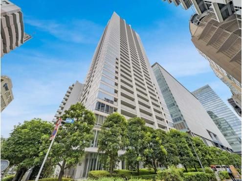 3LDK Luxury Apartment in Chiyoda, Tokyo - 115.5m2 - Thumbnail 4