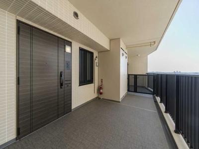 2LDK Apartment for Sale in Higashigaoka, Nishi Ward, Yokohama — Front_door, Nishi, Kanagawa