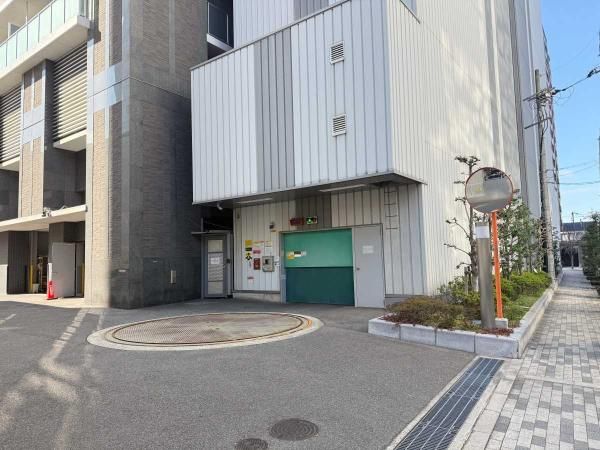 3LDK Apartment for Sale in Neyagawa, Osaka – 81m² - Thumbnail 3